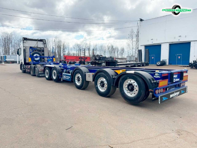 Отгрузка универсального полуприцепа тандемного контейнеровоза Meusburger Новтрак SW-570 в Ростов на Дону